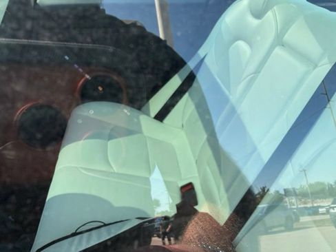 Used 2023 Tesla Model 3 Standard Range RWD image 5