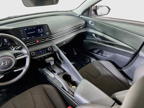 Used 2023 Hyundai Elantra SEL FWD image 21