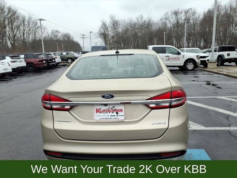 Used 2018 Ford Fusion S image 3