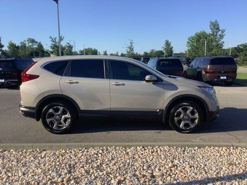 Used 2019 Honda CR-V EX image 4