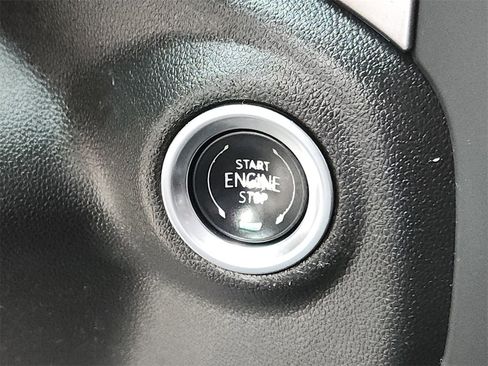 Used 2024 Chevrolet Silverado 2500 Custom w/ Custom Value Package image 29