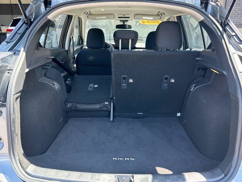 Used 2024 Nissan Kicks SV FWD image 13