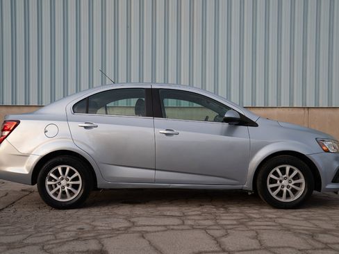 Used 2018 Chevrolet Sonic LT image 10