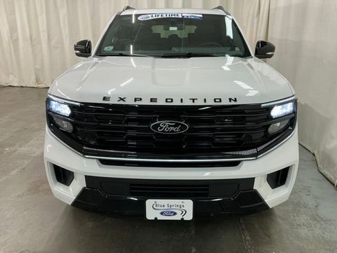 New 2026 Ford Expedition Max Platinum w/ Stealth Appearance Package image 10