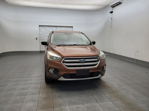 Used 2017 Ford Escape SE FWD image 14