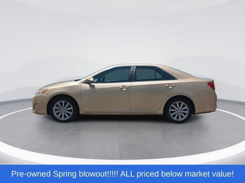 Used 2012 Toyota Camry XLE FWD image 5