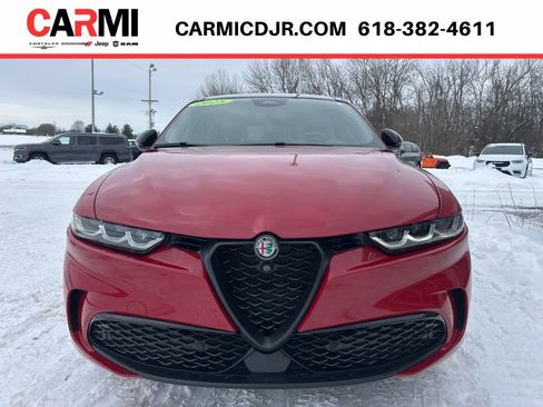 Used 2025 Alfa Romeo Tonale Tributo Italiano AWD/4WD image 2