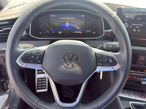 Used 2026 Volkswagen Jetta Sport FWD image 11