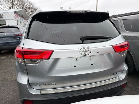 Used 2019 Toyota Highlander XLE image 13