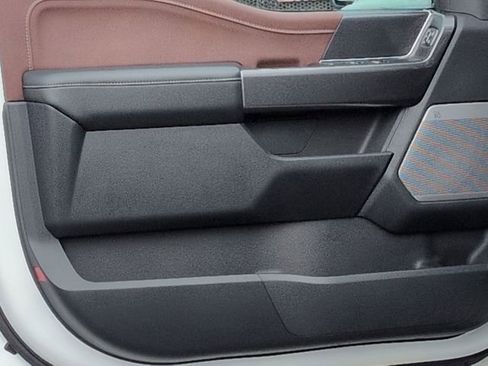 Used 2023 Ford F150 Lariat w/ Equipment Group 502A High image 15