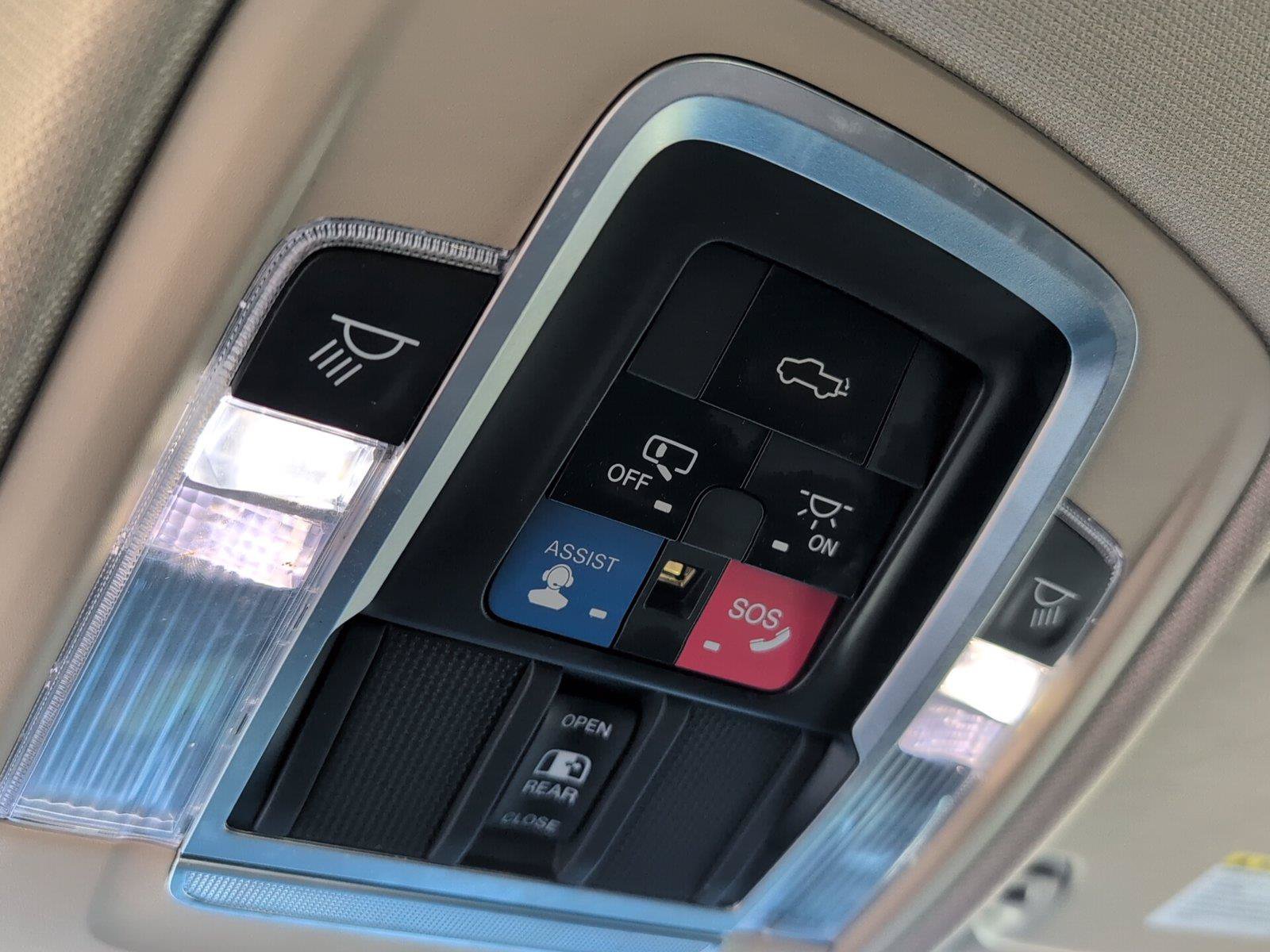 Used 2019 RAM 1500 Laramie AWD/4WD image 23