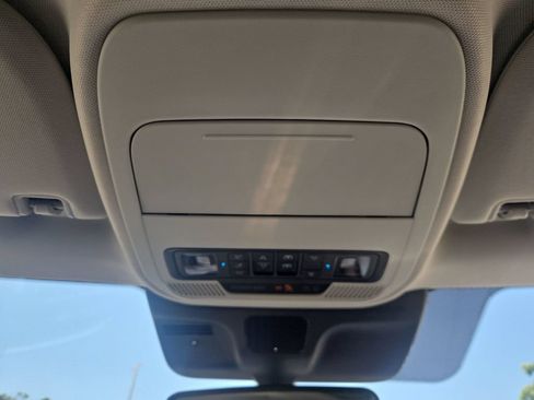Used 2025 Ford Expedition Platinum AWD/4WD image 27