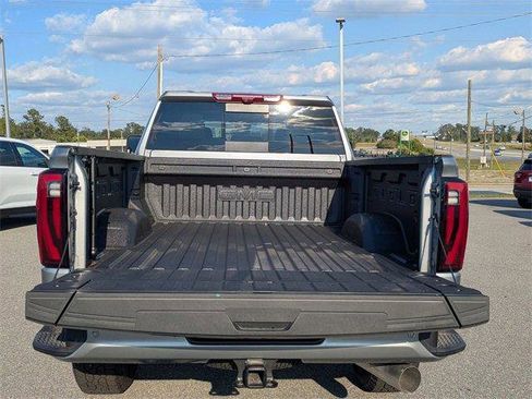 New 2025 GMC Sierra 2500 Denali w/ Denali Reserve Package image 14