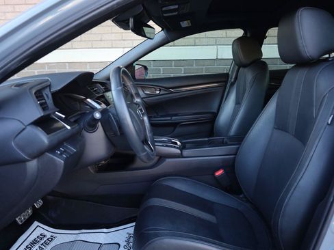 Used 2020 Honda Civic Sport Touring image 17