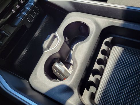 Used 2021 RAM 1500 Big Horn AWD/4WD image 22