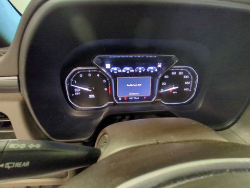 Used 2021 GMC Yukon SLT w/ SLT Luxury Plus Package image 16