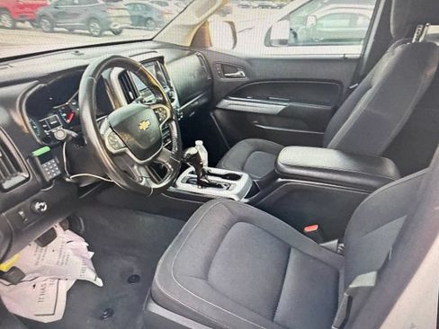 Used 2021 Chevrolet Colorado LT w/ Safety Package RWD image 6