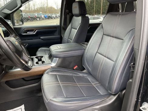 Certified 2024 Chevrolet Silverado 2500 High Country w/ Technology Package image 20