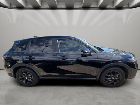 Used 2024 Honda HR-V Sport image 11