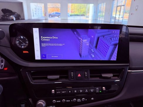 Certified 2023 Lexus ES 350 w/ Premium Package image 25