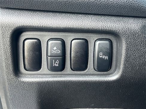 Used 2024 Mitsubishi Outlander Sport SE image 32