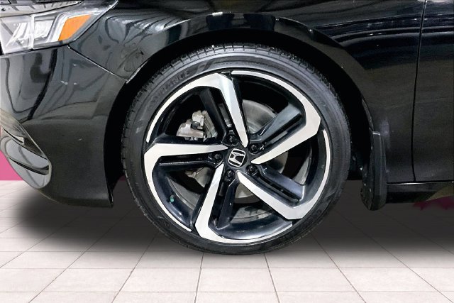 Used 2018 Honda Accord Sport image 11