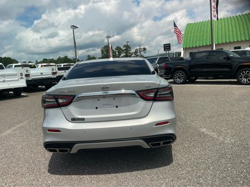 Used 2021 Nissan Maxima 3.5 SV w/ Floor Mat Group FWD image 8
