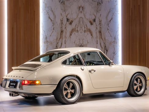 Used 1990 Porsche 911 Carrera image 3