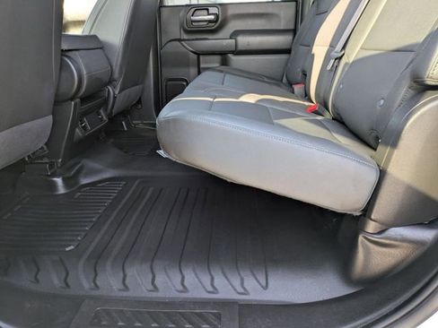 Used 2024 Chevrolet Silverado 3500 W/T image 23