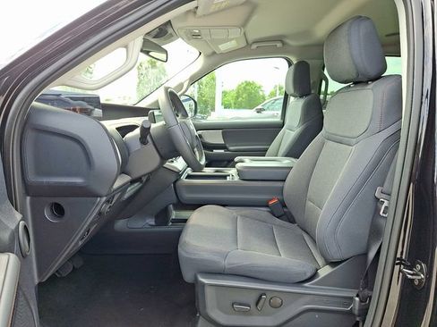 Used 2025 Ford Expedition Max Active AWD/4WD image 15