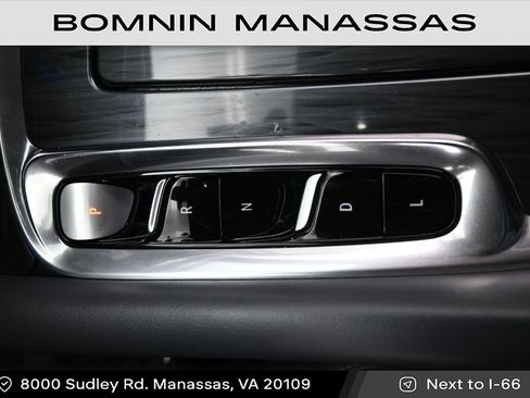 Used 2023 Buick Enclave Essence w/ Experience Buick Package AWD/4WD image 23
