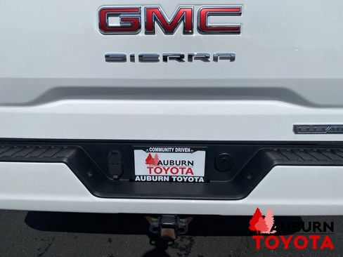 Used 2023 GMC Sierra 1500 Elevation AWD/4WD image 9