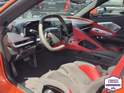 Used 2021 Chevrolet Corvette Stingray Preferred Cpe w/ 2LT RWD image 9