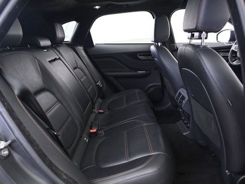 Used 2020 Jaguar F-PACE Prestige image 18