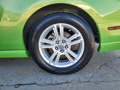 Used 2013 Ford Mustang Convertible RWD image 44