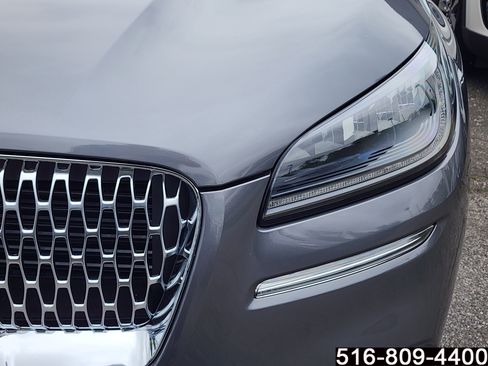 Used 2021 Lincoln Corsair AWD w/ Equipment Group 101A image 9