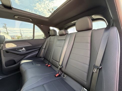 Used 2024 Mercedes-Benz GLE 450 4MATIC image 8