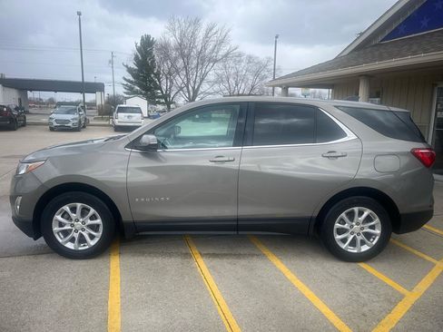 Used 2018 Chevrolet Equinox LT image 4