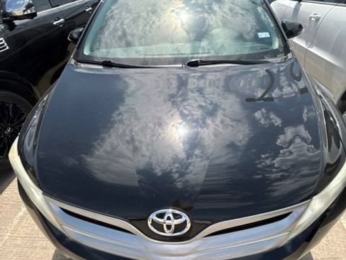 Used 2014 Toyota Venza LE FWD image 11