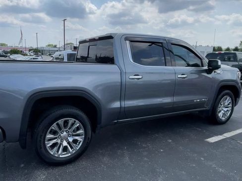 Used 2021 GMC Sierra 1500 Denali w/ Driver Alert Package II AWD/4WD image 2