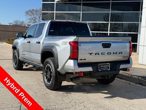 Used 2024 Toyota Tacoma TRD Off-Road w/ TRD Off Road Premium Package image 5