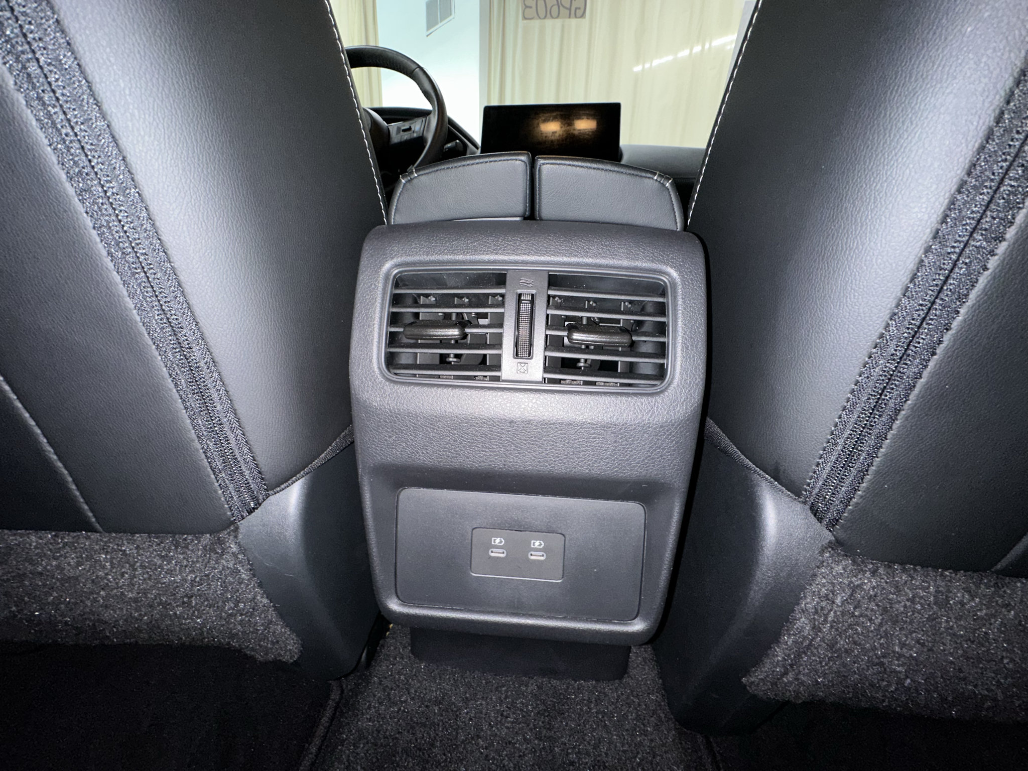 Used 2024 Nissan Rogue SL AWD/4WD image 19