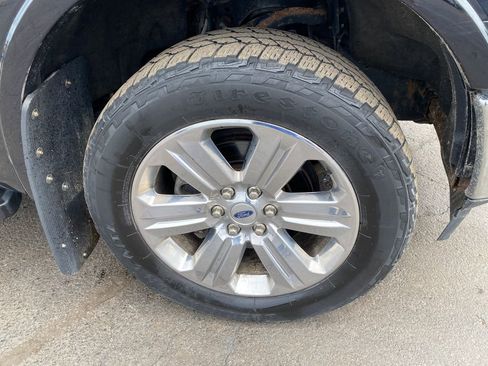 Used 2019 Ford F150 Lariat w/ Equipment Group 502A Luxury AWD/4WD image 34