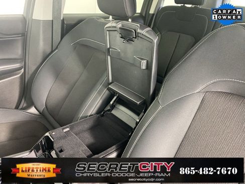 Used 2023 Jeep Grand Cherokee Laredo image 23