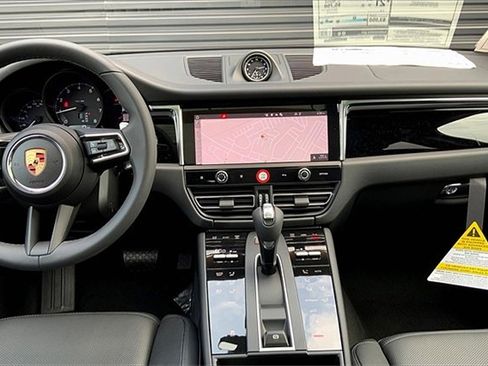 New 2025 Porsche Macan image 24