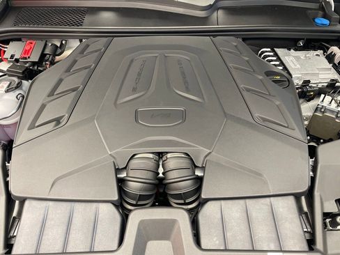 Used 2026 Porsche Cayenne GTS image 16