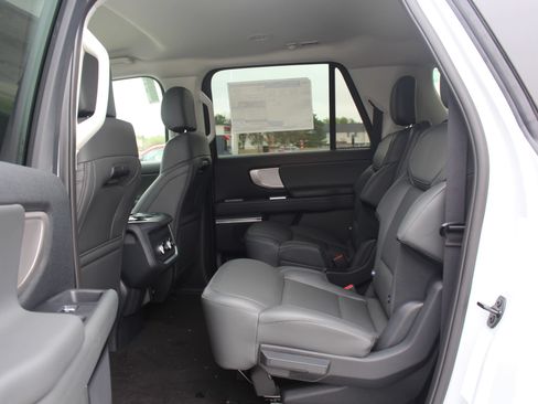 New 2026 Ford Expedition Max Active AWD/4WD image 24