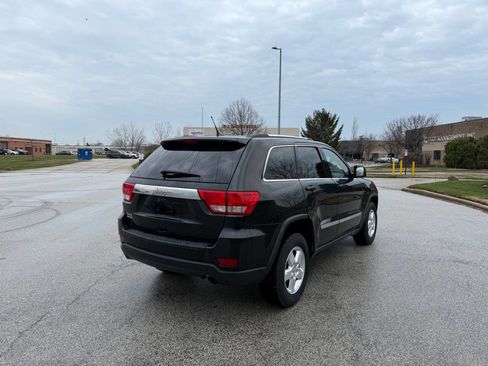 Used 2012 Jeep Grand Cherokee Laredo w/ Laredo E Group image 4