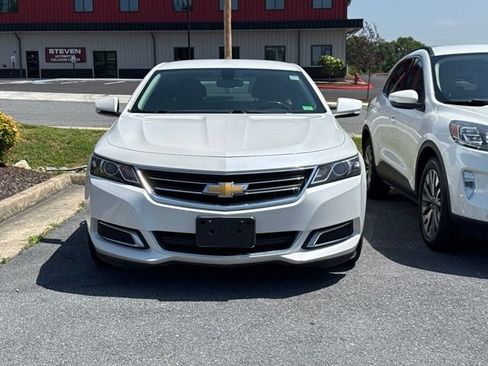 Used 2016 Chevrolet Impala LT w/ Convenience Package FWD image 2