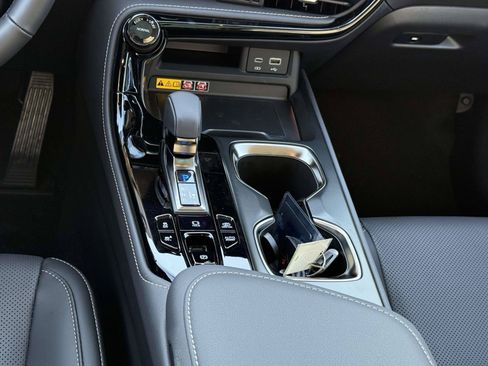 Used 2026 Lexus NX 450h+ AWD w/ Luxury Package image 19